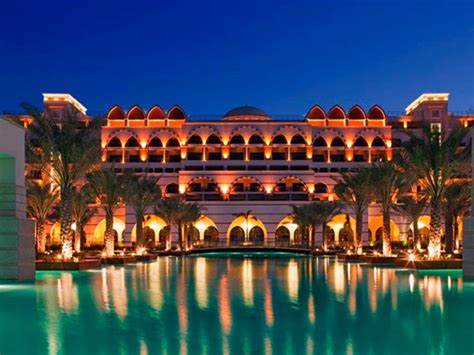 Photos Of Dubais Jumeirah Zabeel Saray Hotel Business Insider