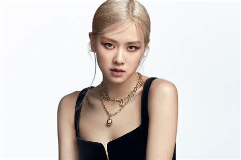 Tiffany And Co Taps Blackpinks RosÉ As Its New Global Ambassador — Ssi Life