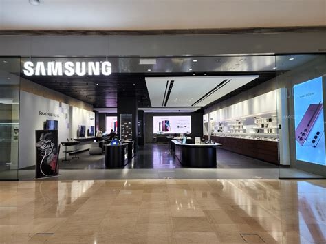 Enjoy Trade In Discounts Try Out The Latest Devices And More At Samsung