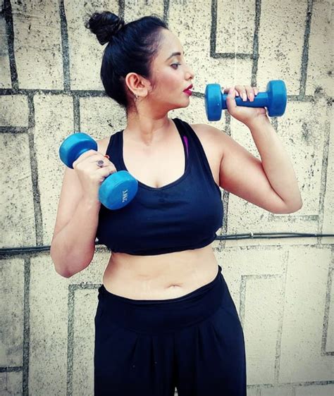 Bhojpuri Sensation Rani Chatterjee Shares Her Home Quarantine Workout Routine To Motivate Fans
