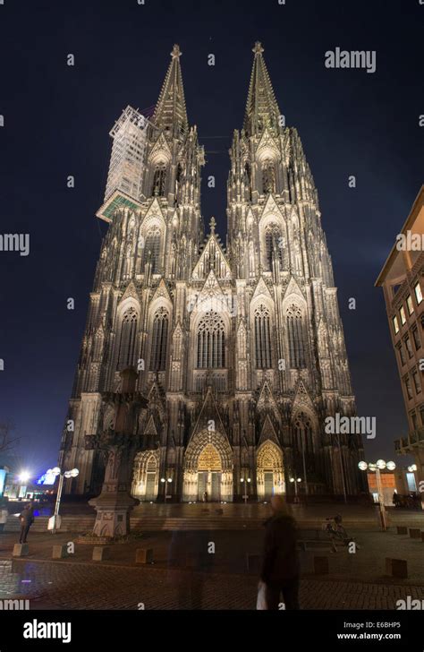 Facade Of Cologne Cathedral At Night Germany Stock Photo Alamy