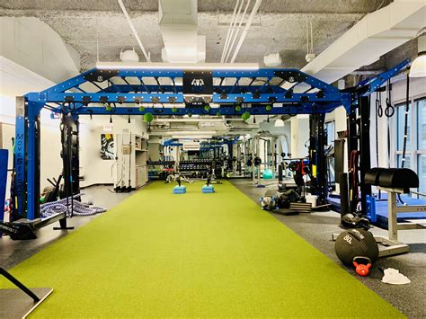 Corporate Office Functional Fitness Gym Design - MoveStrong