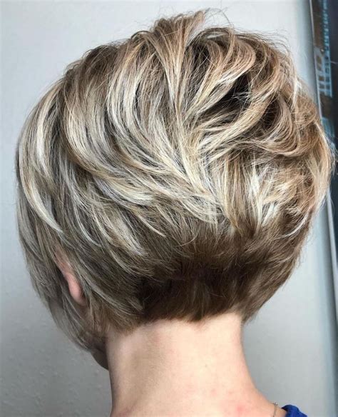 Very Short Wavy Stacked Bob With Bronde Balayage Short Hairstyles For