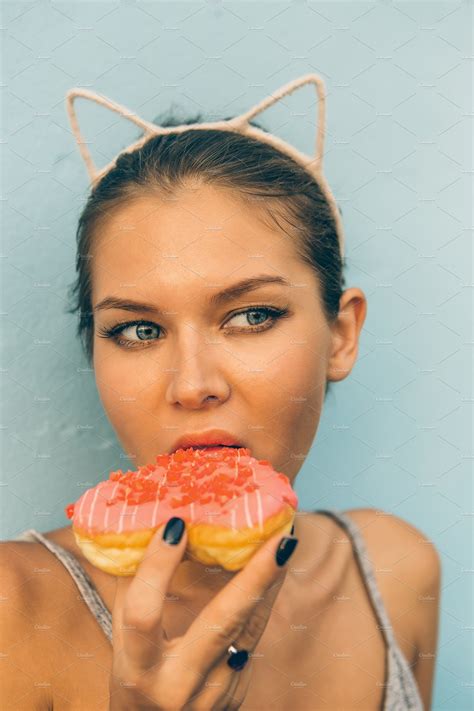 Beautiful Girl Posing With Donut High Quality Food Images ~ Creative