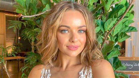 bachelor australia runner up abbie chatfield in tears over winner s x rated radio confession