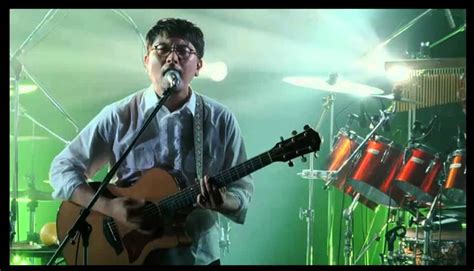 Astronaut in the ocean (найдено 194 песни). The Song of an Astronaut - YouTube