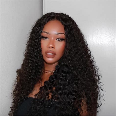 People can get long and beautiful hair by wearing hair bundles and closure sew in. Pin auf Weave Hairstyles Sew In