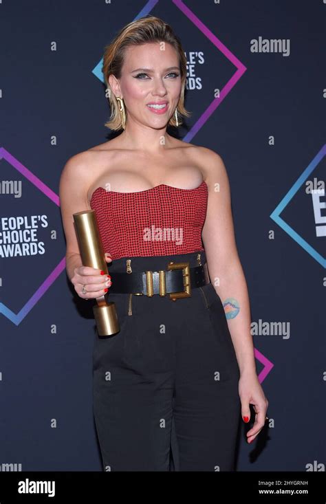 Scarlett Johansson In The Press Room The 2018 E Peoples Choice Awards