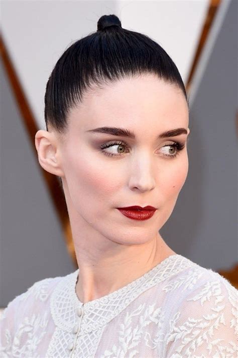 Explore Pictures Of The Best Hair And Makeup From The Red Carpet At The