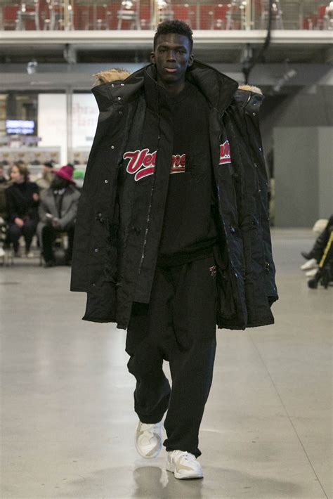 VETEMENTS FALL WINTER 2017-18 COLLECTION | The Skinny Beep