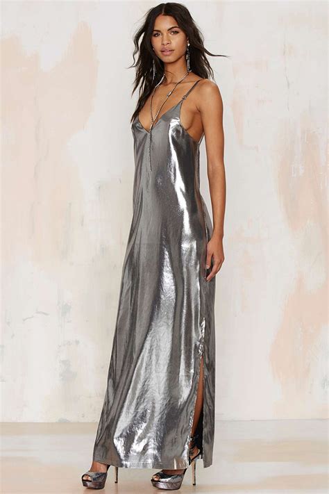 19 Metallic Bridesmaid Dresses Youll Actually Want To Wear Stylecaster