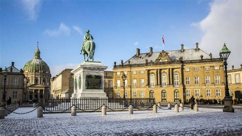 Schloss Amalienborg In Kopenhagen Das Ist Die Stadtresidenz Der