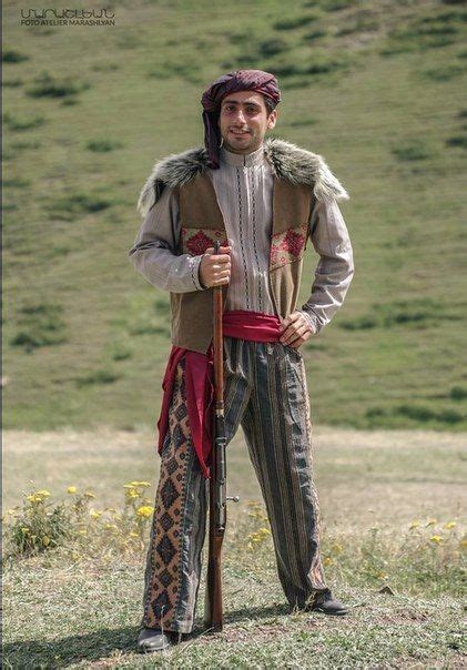 Traditional Armenian Clothing Taraz Foto Atelier