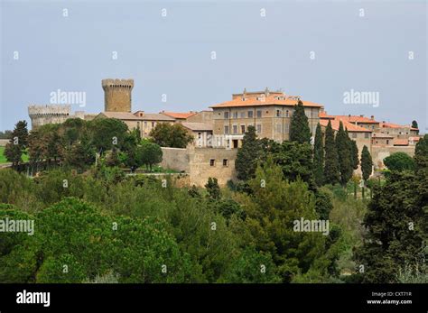 Fortress Of Populonia Hi Res Stock Photography And Images Alamy