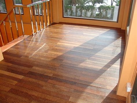 Hardwood Floor Vs Laminate A Comprehensive Guide Flooring Designs