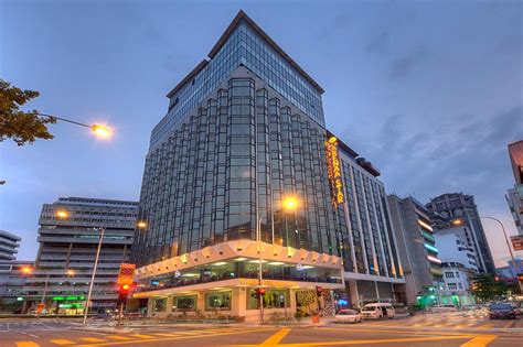 This hotel is 0.4 mi (0.7 km) from merdeka square and 0.5 mi (0.8 km) from jamek mosque. Arenaa Star Hotel, Kuala Lumpur, Malaysia - Booking.com
