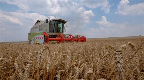 En France Moins De Chefs Dexploitation Agricole Mais Plus D