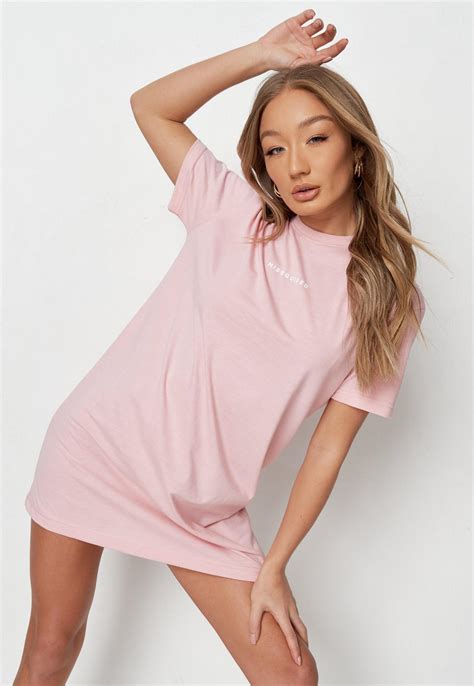 pink-missguided-short-sleeve-t-shirt-dress-missguided