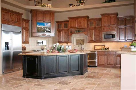 If you haven't yet located an interest in anything some of the most accumulated things that fit with a kitchen décor are colanders, bottles, cookie jars, clocks, and silverware. Medium Oak Kitchen Cabinets - Decor Ideas