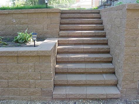 Quiet Corner:Retaining Wall Design Ideas - Quiet Corner