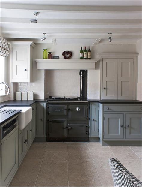 Another two beautiful kitchens painted in this elegant green paint color. Farrow & Ball Inspiration