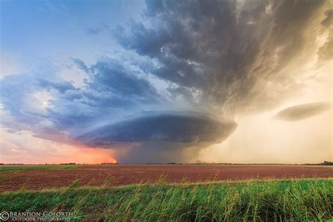 A Day In The Life Of Storm Chasing Nature Photographer Brandon Goforth