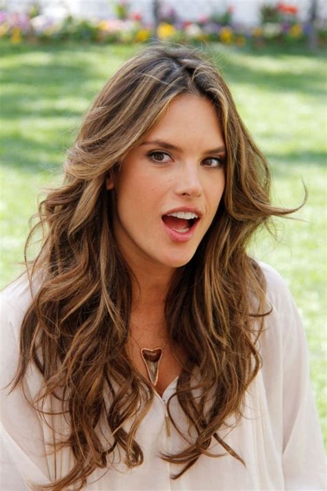 Founder of @galfloripa ⦆❍⦅ galfloripa.com. Alessandra Ambrosio Hair Color - Hair Colar And Cut Style