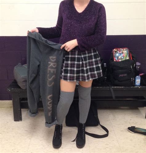 Teen Stands Up To School For Shaming Students Who Break Dress Code