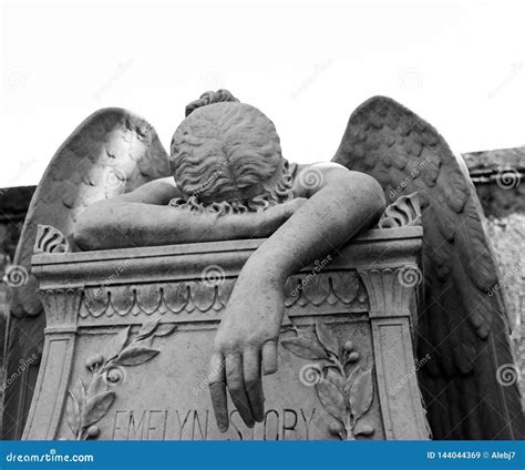 Crying Angel Stock Image Image Of Statue Tourism Crying 144044369