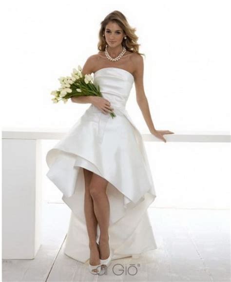 Arruffata gonne corte davanti e lunghe dietro stringata senza spalline mini abito irregolare tempo libero elasticità colore solido. Abiti da sposa corti davanti e lunghi dietro