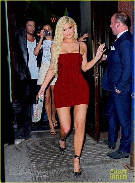 Kylie Jenner Wears A Sexy Red Dress In The Big Apple Photo 4131425