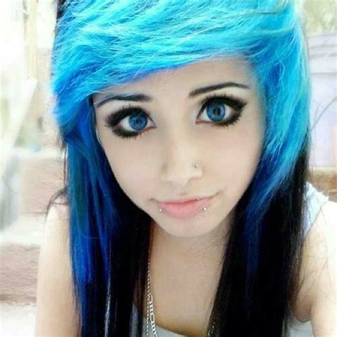 Emo Girl With Blue Hair Bobs And Vagene