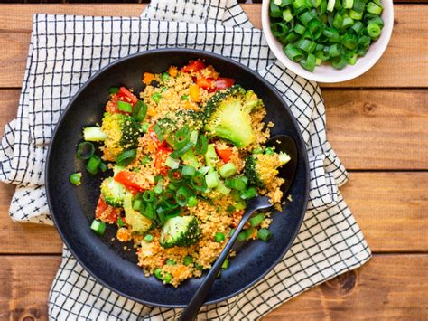 Couscous Pfanne mit Gemüse Rezept EAT SMARTER