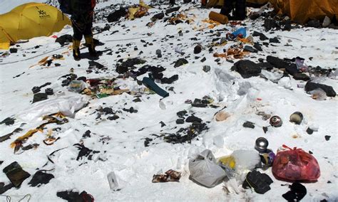 Mount Everest The High Altitude Rubbish Dump World Dawncom