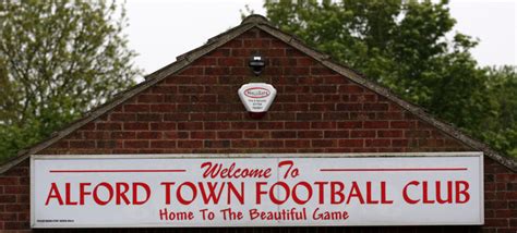 Zenfolio Rob Campion Sports Photography Alford Town Fc