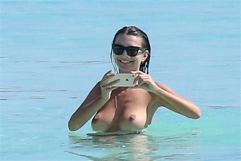 Emily Ratajkowski Topless At The Beach 12 New Pics