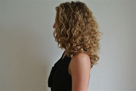 An increase in androgens in your body can change your hair follicle's shape. How to blow-dry curly hair - JustCurly.com