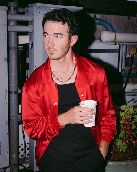 Kevin Jonas Biography Height And Life Story Super Stars Bio Wiki N