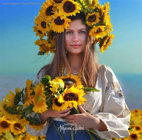 6 Твіттер Ukraine Women Ukraine Girls Flower Head Wreaths Flower