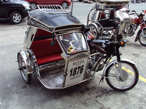 Riding The Tricycle Motos Geniales Motos Antiguas Sidecars