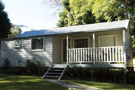 Micro homes, granny flats & backyard cabins in australia are more famous and affordable. Backyard Cabins - cedar, weatherboard, country - kits or ...