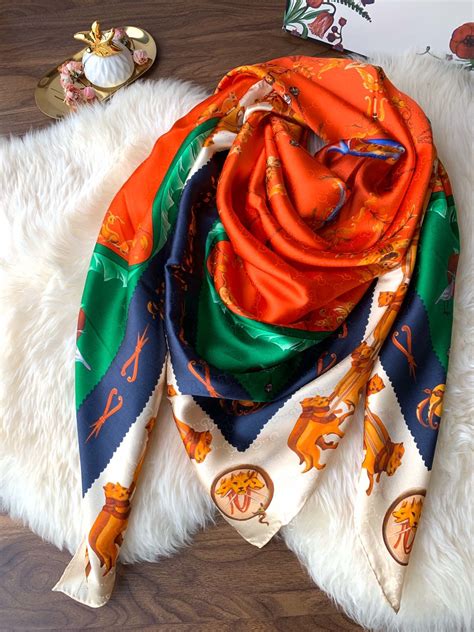 Since alessandro michele took the helm at gucci in 2015, the iconic italian label has been the talk of the industry. Replica Gucci Women Silk Scarf 0023