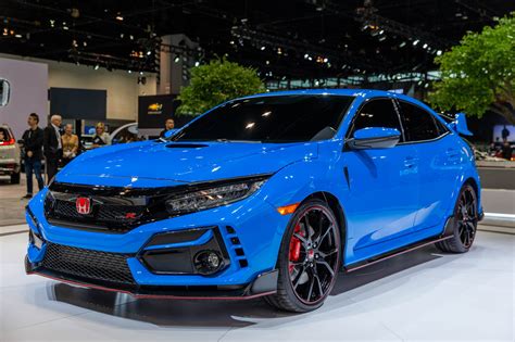 In the case of the 2020 honda civic si, you don't. 2020 Honda Civic Type R brings upgrades, track-focused ...