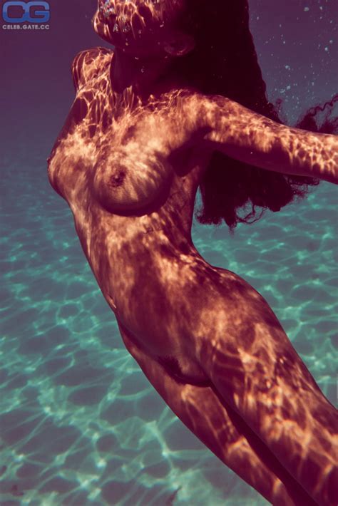 Katharina Hale Nackt Nacktbilder Playboy Nacktfotos Fakes Oben Ohne