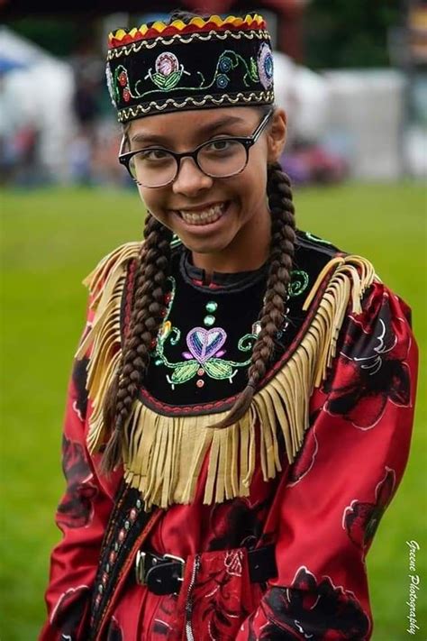 Pin By Rich Tobin On Native American Regalia Festival Captain Hat