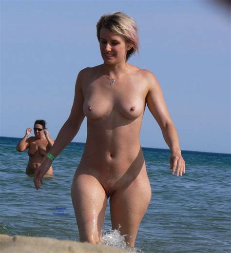 Naked Beach Voyeur Porn Pics Sex Photos XXX Images Valhermeil