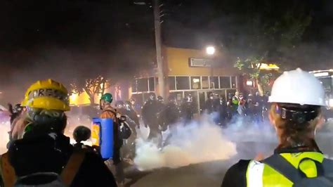 Usa Tear Gas And Clashes In Fresh Portland Demonstration Video Ruptly