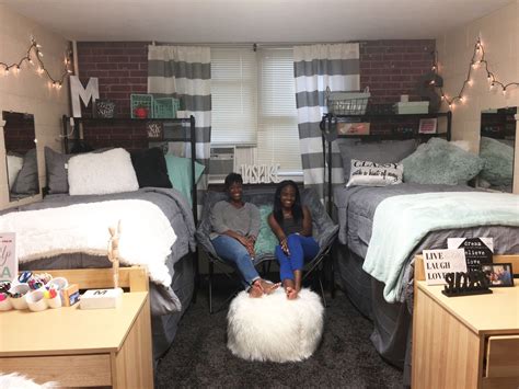 16 Amazing Dorm Room Transformations That Will Make Your Jaw Hit The Floor