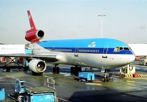 Why On Earth Was A Northwest Dc 10 Painted In A Part Klm Livery