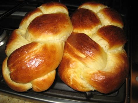 I use 1 teaspoon of instant yeast per cup of flour. The Best Bread Machine Challah Recipe - Genius Kitchen